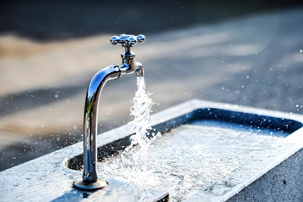 生活飲用水檢測項(xiàng)目有哪些？第三方飲用水檢測機(jī)構(gòu)