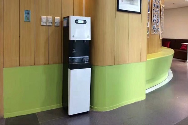 幼兒園直飲水檢測要求有哪些？學(xué)校直飲水檢測怎么做？